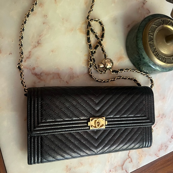 Chanel Caviar Chevron Quilted Large Boy Gusset Flap Wallet Black WOC - Picture 3 of 12